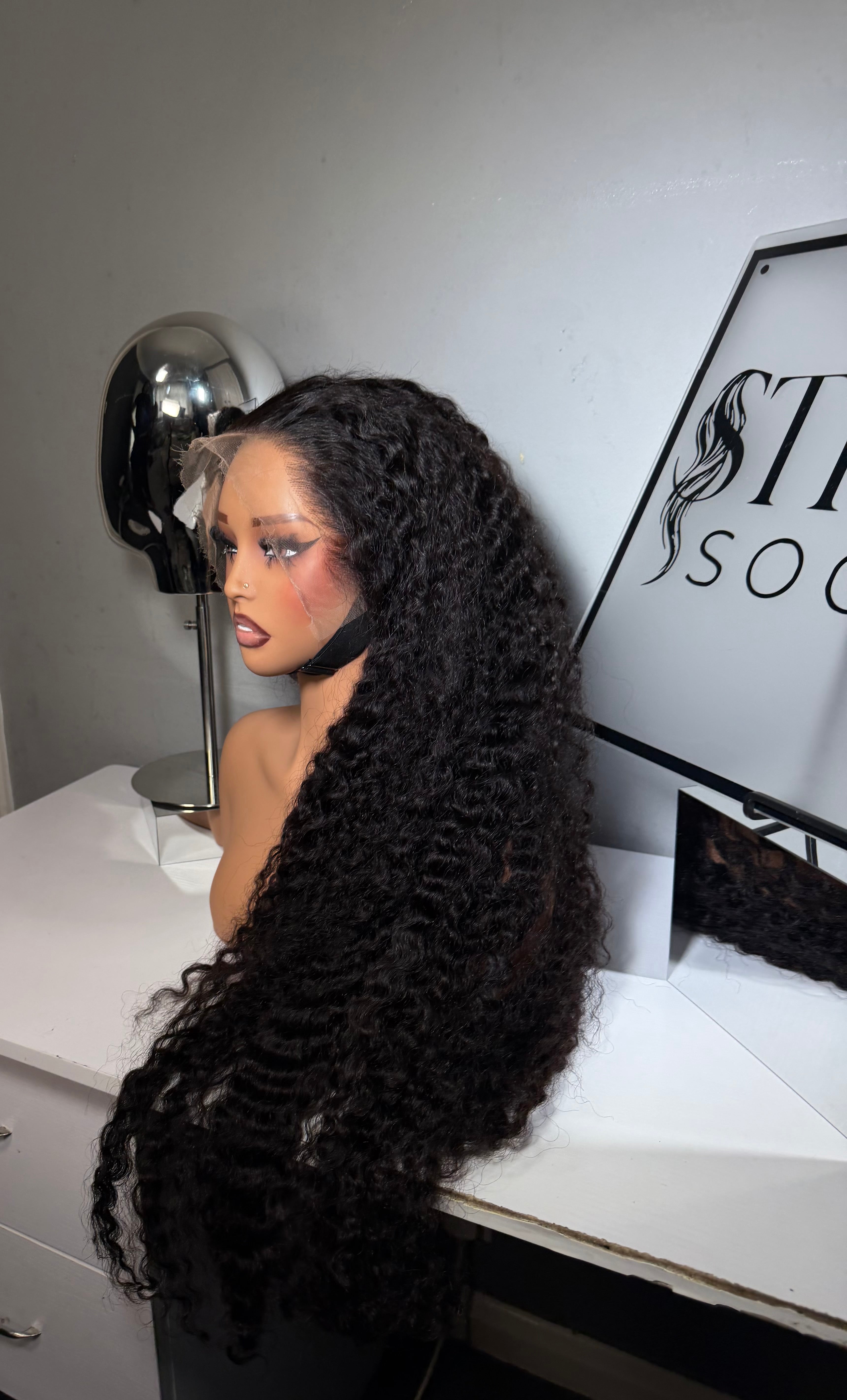 Bussdown Burmese - Natural Black